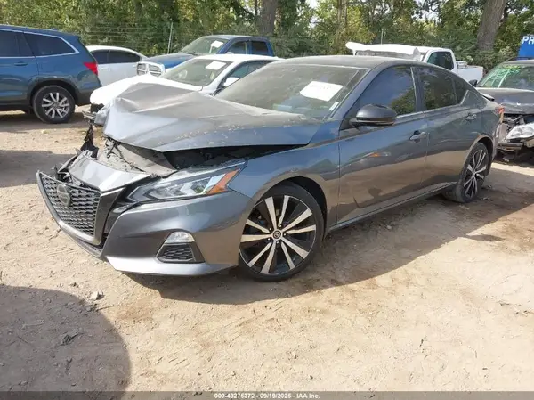 1N4BL4CV8LC140501 2020 NISSAN ALTIMA - Image 2