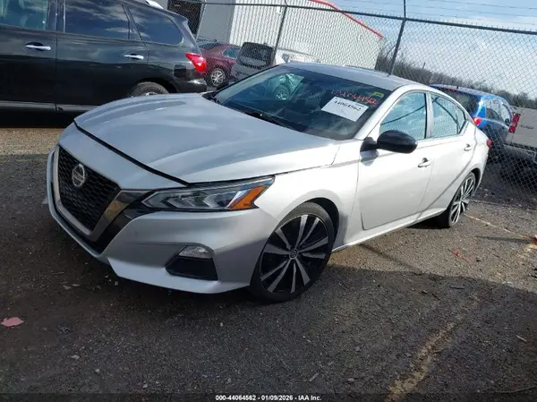1N4BL4CV8LC164202 2020 NISSAN ALTIMA - Image 2