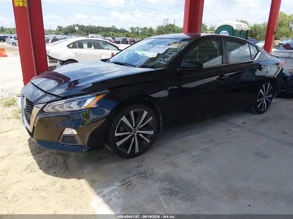 1N4BL4CV8LC176348 2020 NISSAN ALTIMA - Image 2