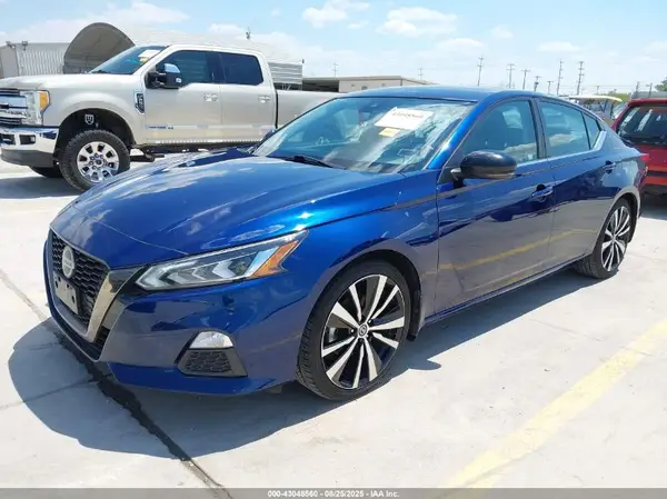 1N4BL4CV8LC264803 2020 NISSAN ALTIMA - Image 2