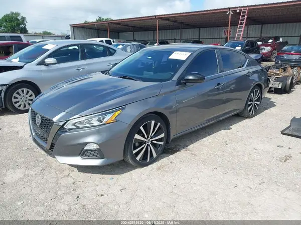 1N4BL4CV8LC284758 2020 NISSAN ALTIMA - Image 2