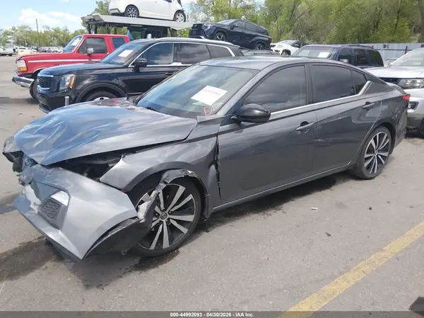 1N4BL4CV8LN308075 2020 NISSAN ALTIMA - Image 2