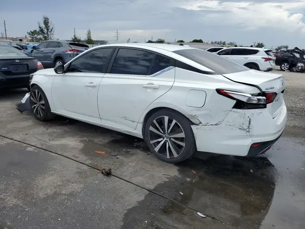 1N4BL4CV8LN308853 2020 NISSAN ALTIMA - Image 2