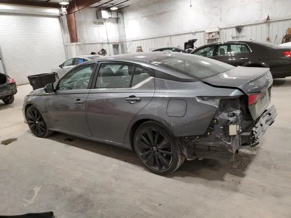 1N4BL4CV8LN311090 2020 NISSAN ALTIMA - Image 2