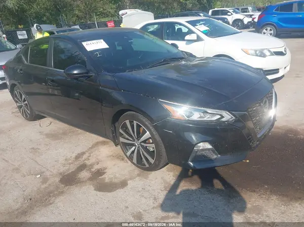 1N4BL4CV8MN302097 2021 NISSAN ALTIMA - Image 1