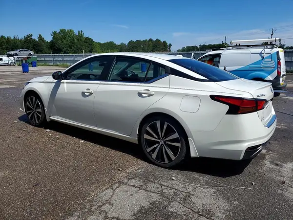 1N4BL4CV8MN309910 2021 NISSAN ALTIMA - Image 2