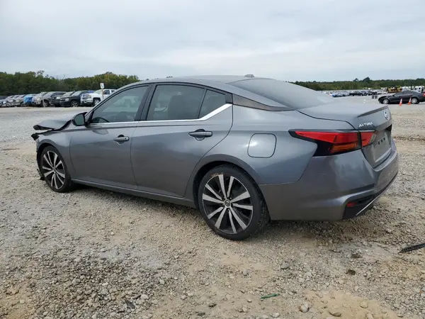1N4BL4CV8MN317781 2021 NISSAN ALTIMA - Image 2