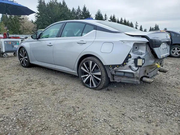 1N4BL4CV8MN324813 2021 NISSAN ALTIMA - Image 2