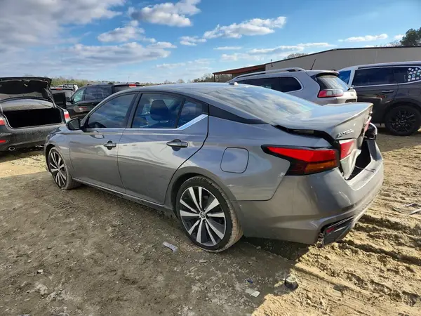 1N4BL4CV8MN325217 2021 NISSAN ALTIMA - Image 2