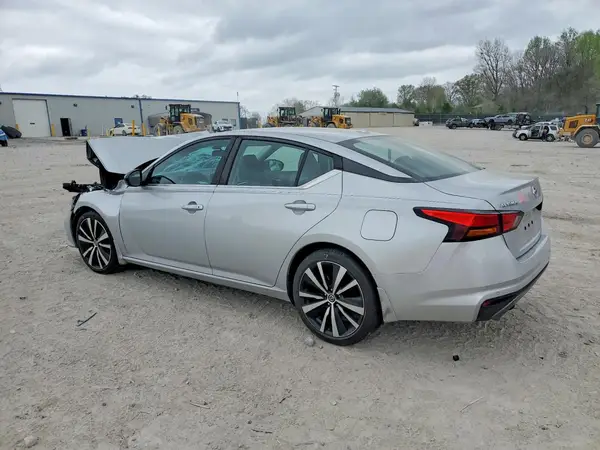 1N4BL4CV8MN344950 2021 NISSAN ALTIMA - Image 2
