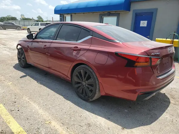 1N4BL4CV8MN354555 2021 NISSAN ALTIMA - Image 2