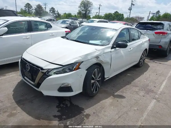 1N4BL4CV8MN366334 2021 NISSAN ALTIMA - Image 2