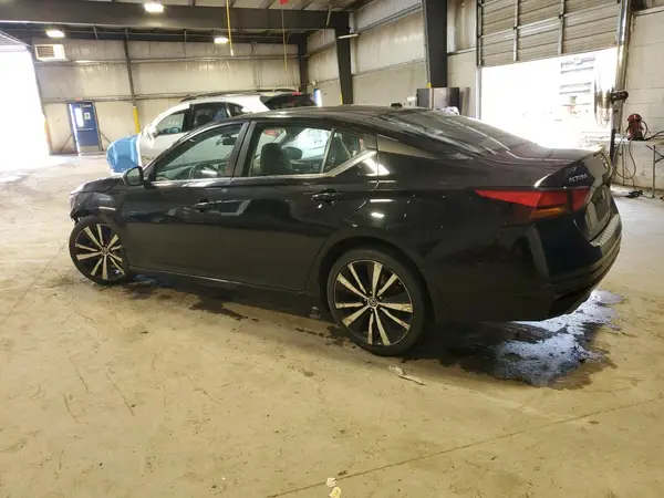 1N4BL4CV8MN377155 2021 NISSAN ALTIMA - Image 2