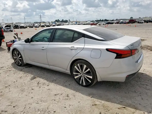 1N4BL4CV8MN384316 2021 NISSAN ALTIMA - Image 2