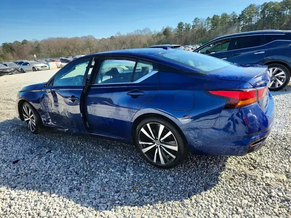 1N4BL4CV8MN403026 2021 NISSAN ALTIMA - Image 2
