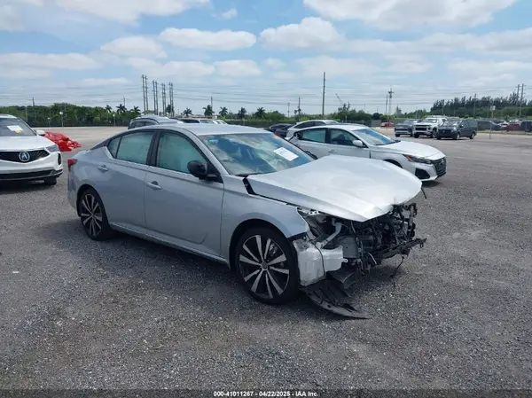 1N4BL4CV8MN407450 2021 NISSAN ALTIMA - Image 1