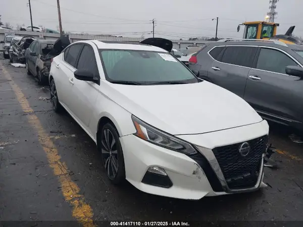 1N4BL4CV8MN410865 2021 NISSAN ALTIMA - Image 1