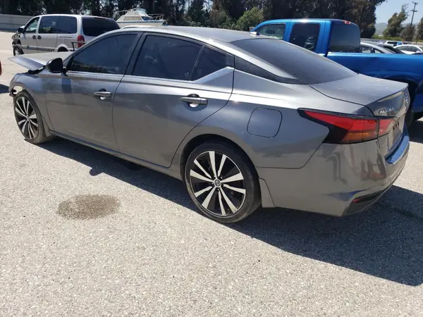1N4BL4CV8MN417816 2021 NISSAN ALTIMA - Image 2