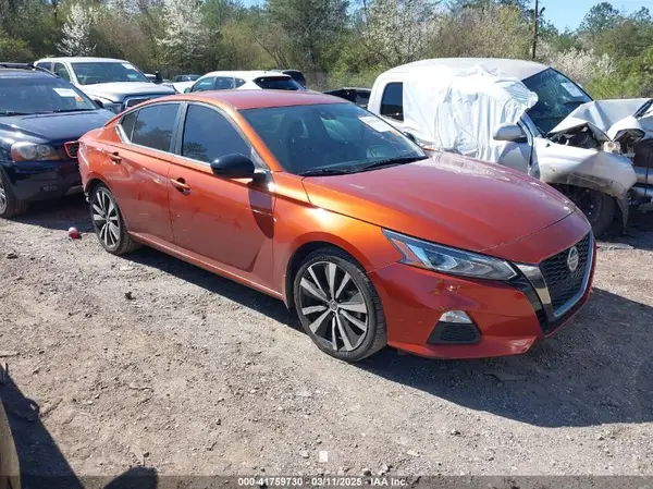 1N4BL4CV8MN418500 2021 NISSAN ALTIMA - Image 1