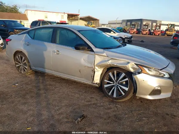 1N4BL4CV8MN420344 2021 NISSAN ALTIMA - Image 1