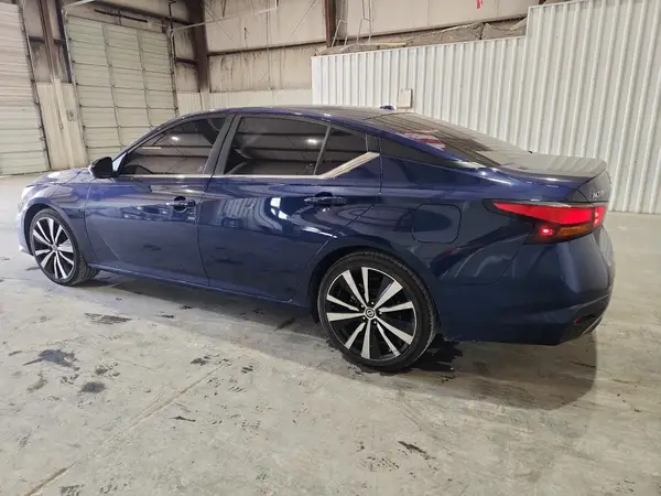 1N4BL4CV8NN302442 2022 NISSAN ALTIMA - Image 2