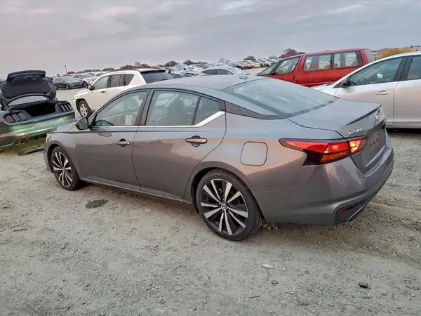 1N4BL4CV8NN309519 2022 NISSAN ALTIMA - Image 2