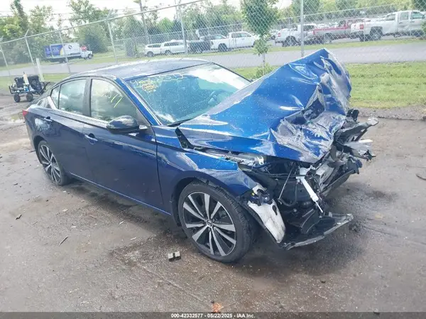 1N4BL4CV8NN326949 2022 NISSAN ALTIMA - Image 1