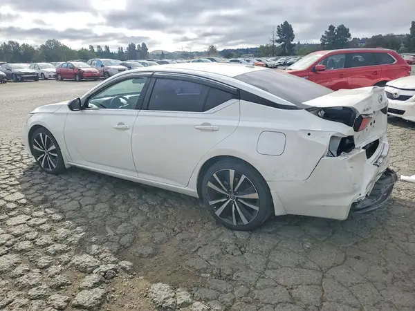 1N4BL4CV8NN339507 2022 NISSAN ALTIMA - Image 2