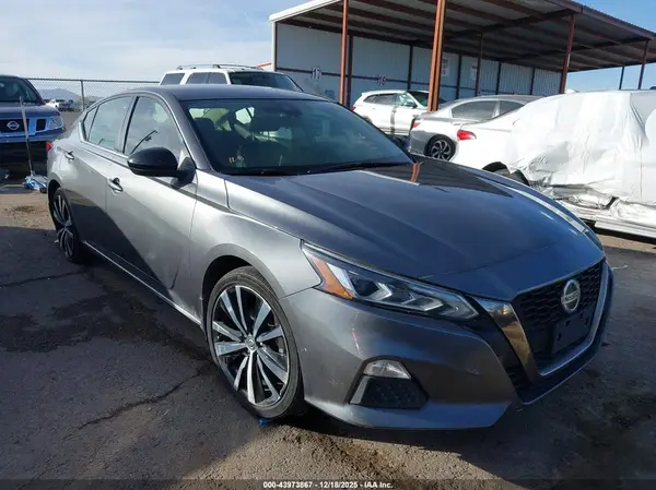 1N4BL4CV8NN349714 2022 NISSAN ALTIMA - Image 1
