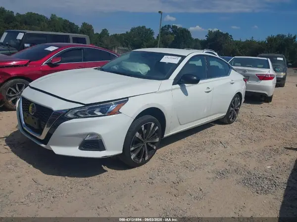 1N4BL4CV8NN360146 2022 NISSAN ALTIMA - Image 2