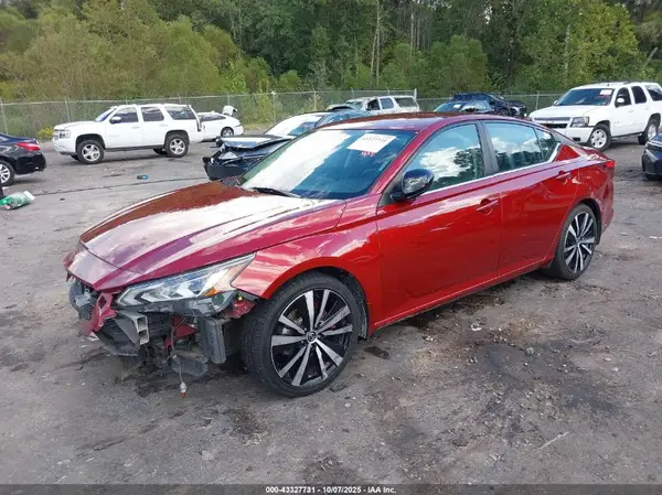 1N4BL4CV8NN366884 2022 NISSAN ALTIMA - Image 2