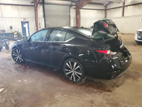 1N4BL4CV8NN386312 2022 NISSAN ALTIMA - Image 2