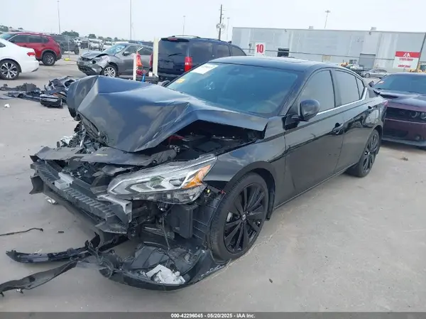 1N4BL4CV8NN403531 2022 NISSAN ALTIMA - Image 2