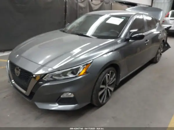 1N4BL4CV8NN414447 2022 NISSAN ALTIMA - Image 2