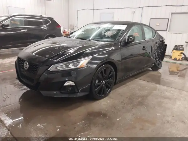 1N4BL4CV8NN421544 2022 NISSAN ALTIMA - Image 2