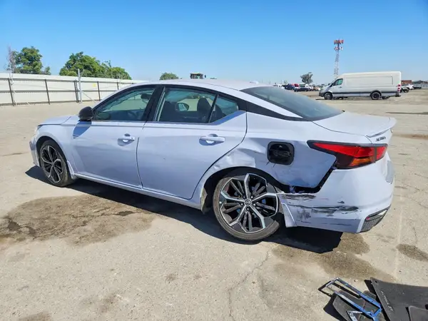 1N4BL4CV8PN307675 2023 NISSAN ALTIMA - Image 2