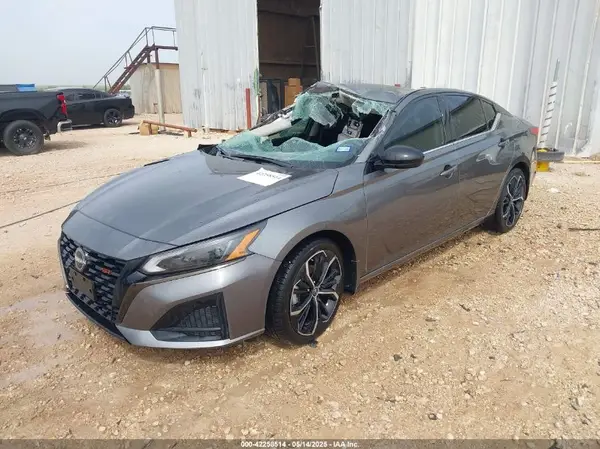 1N4BL4CV8PN345021 2023 NISSAN ALTIMA - Image 2