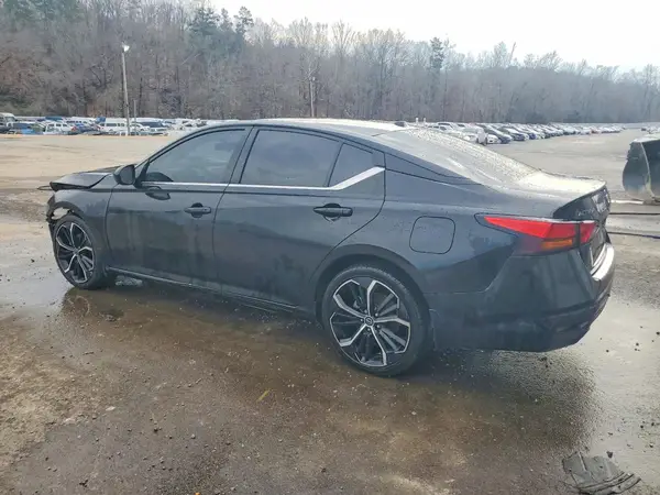 1N4BL4CV8PN375572 2023 NISSAN ALTIMA - Image 2