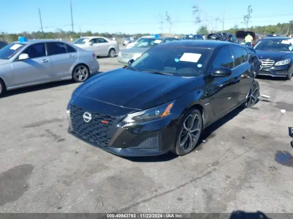 1N4BL4CV8PN380240 2023 NISSAN ALTIMA - Image 2