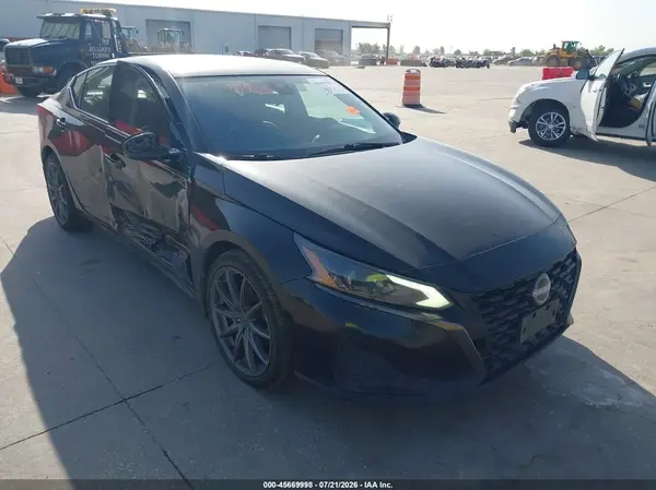 1N4BL4CV8PN388693 2023 NISSAN ALTIMA - Image 1