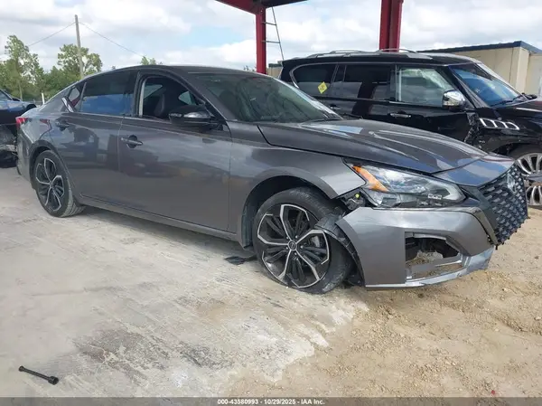 1N4BL4CV8RN306514 2024 NISSAN ALTIMA - Image 1