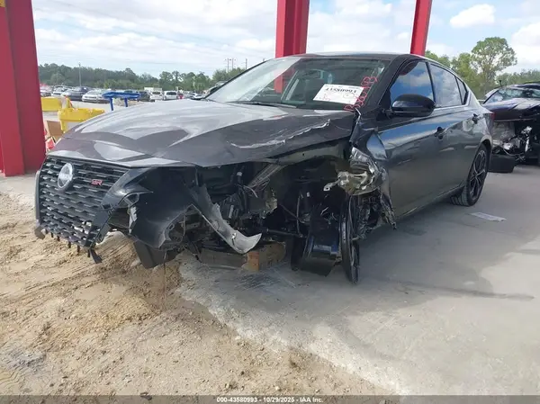 1N4BL4CV8RN306514 2024 NISSAN ALTIMA - Image 2