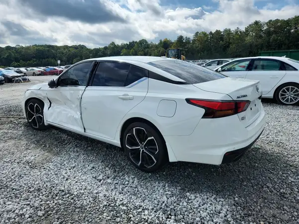 1N4BL4CV8RN307419 2024 NISSAN ALTIMA - Image 2