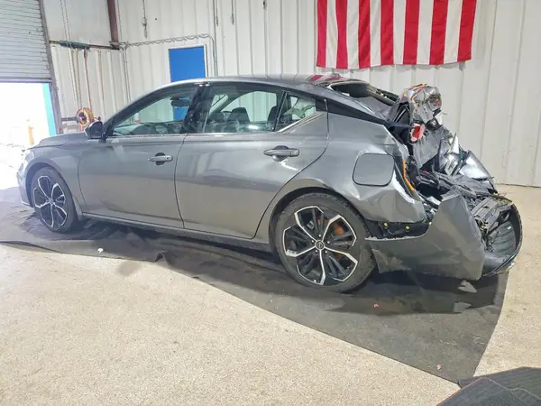 1N4BL4CV8RN309932 2024 NISSAN ALTIMA - Image 2