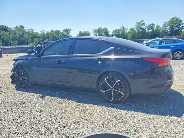 1N4BL4CV8RN313463 2024 NISSAN ALTIMA - Image 2