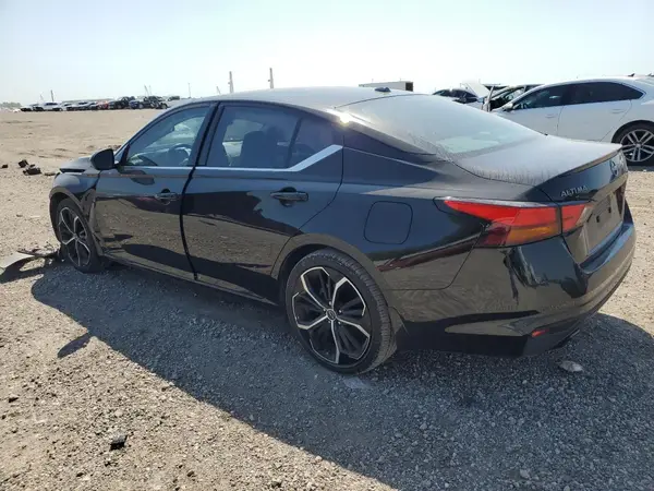 1N4BL4CV8RN327458 2024 NISSAN ALTIMA - Image 2