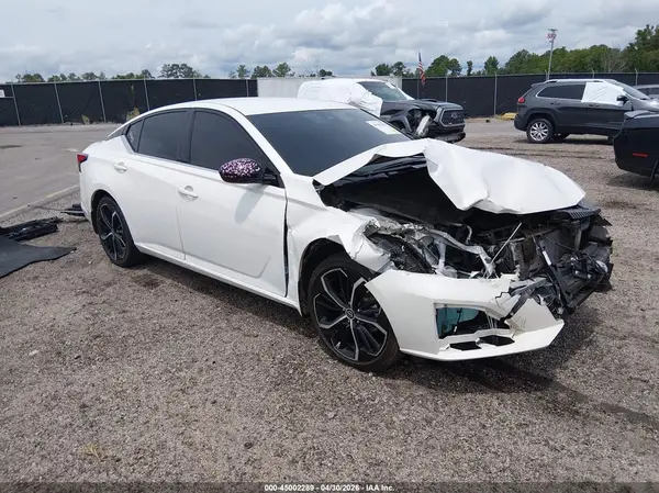 1N4BL4CV8RN342834 2024 NISSAN ALTIMA - Image 1
