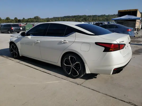 1N4BL4CV8RN347936 2024 NISSAN ALTIMA - Image 2