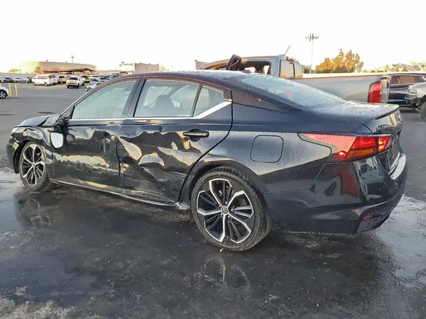 1N4BL4CV8RN361304 2024 NISSAN ALTIMA - Image 2