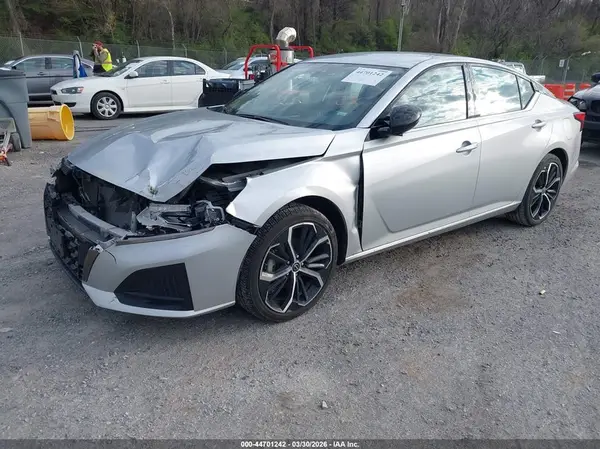 1N4BL4CV8RN361657 2024 NISSAN ALTIMA - Image 2